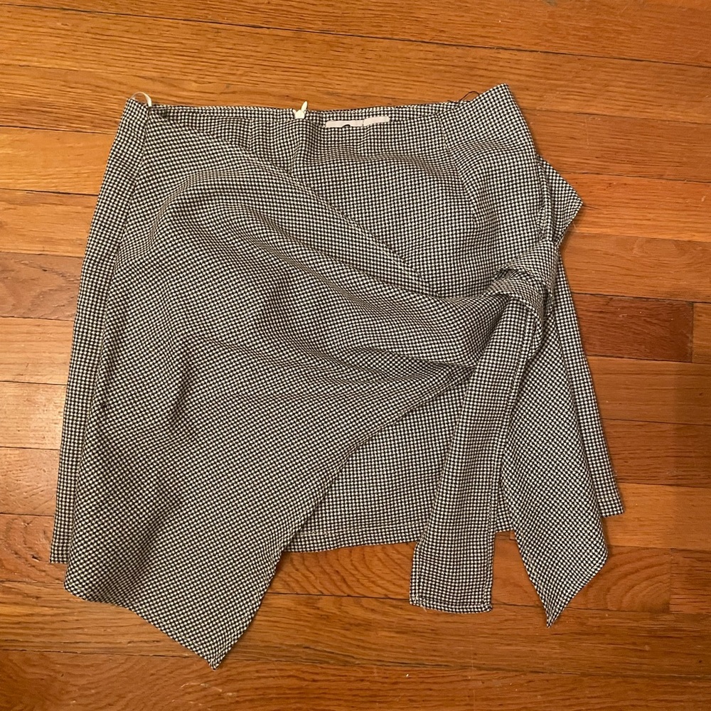 Gingham mini skirt size M